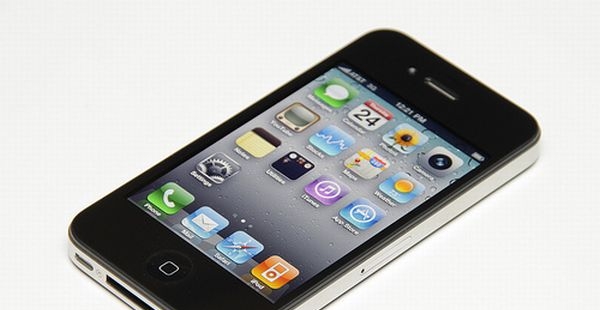 iPhone 4S iPhone 4S