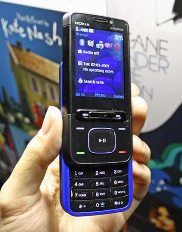Nokia 5610 XpressMusic - CELLPHONEBEAT