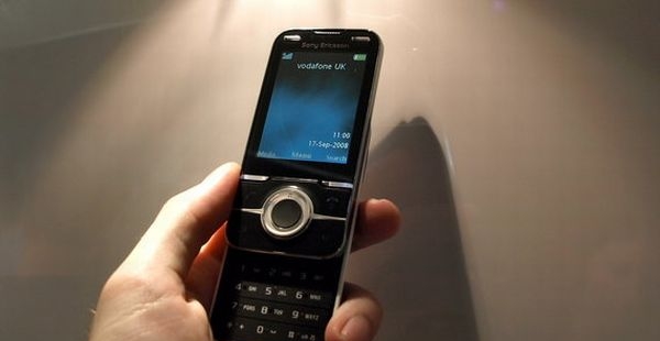 Sony Ericsson Yari Sony Ericsson Yari