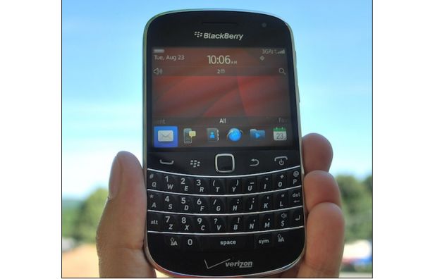 BlackBerry Bold 9930