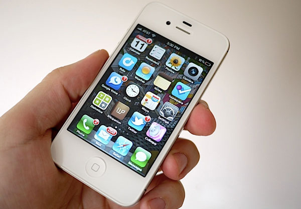 iPhone 4S